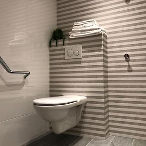 Chambre Double avec Accès aux Personnes Handicapées